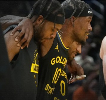 星空体育-巴特勒报销！生涯恐提前终结！勇士交易彻底失败，坑惨了库里|吉米·巴特勒|斯蒂芬·库里|金州勇士队|nba|热火_新浪新闻