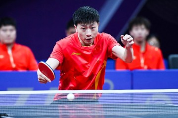 星空娱乐-乒乓球反手必学：快点 + 拨球分清这 3 点，台内出台全拿捏|马龙|击球|球友|台球|手腕_新浪体育_新浪新闻