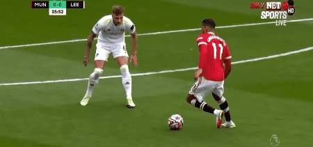 1628941156182098324.gif man lee 1.gif